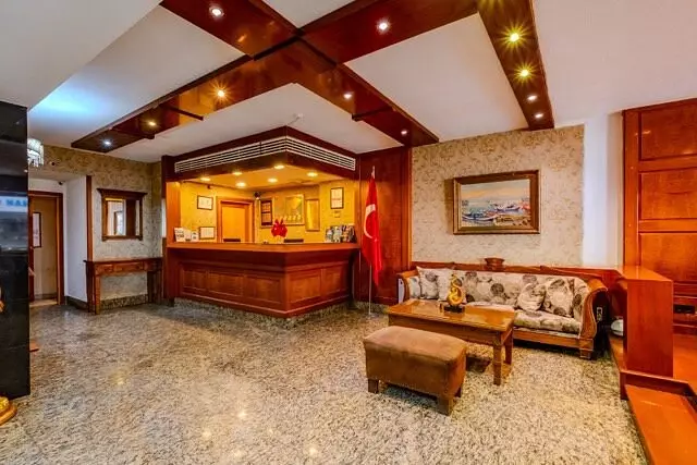 لابی PEAK STAR ex ETERNO